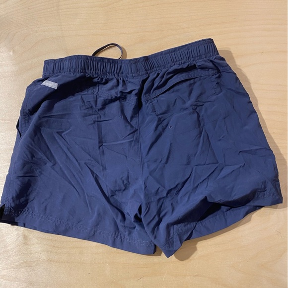 Columbia Dark Blue Sports Shorts Small (NE) - Picture 6 of 7